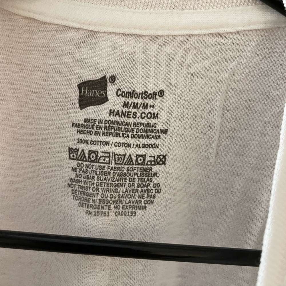 NWT Hanes Men's White Crew T-Shirt Undershirts Short Sleeve Shirt Tee Top M - Picture 6 of 7